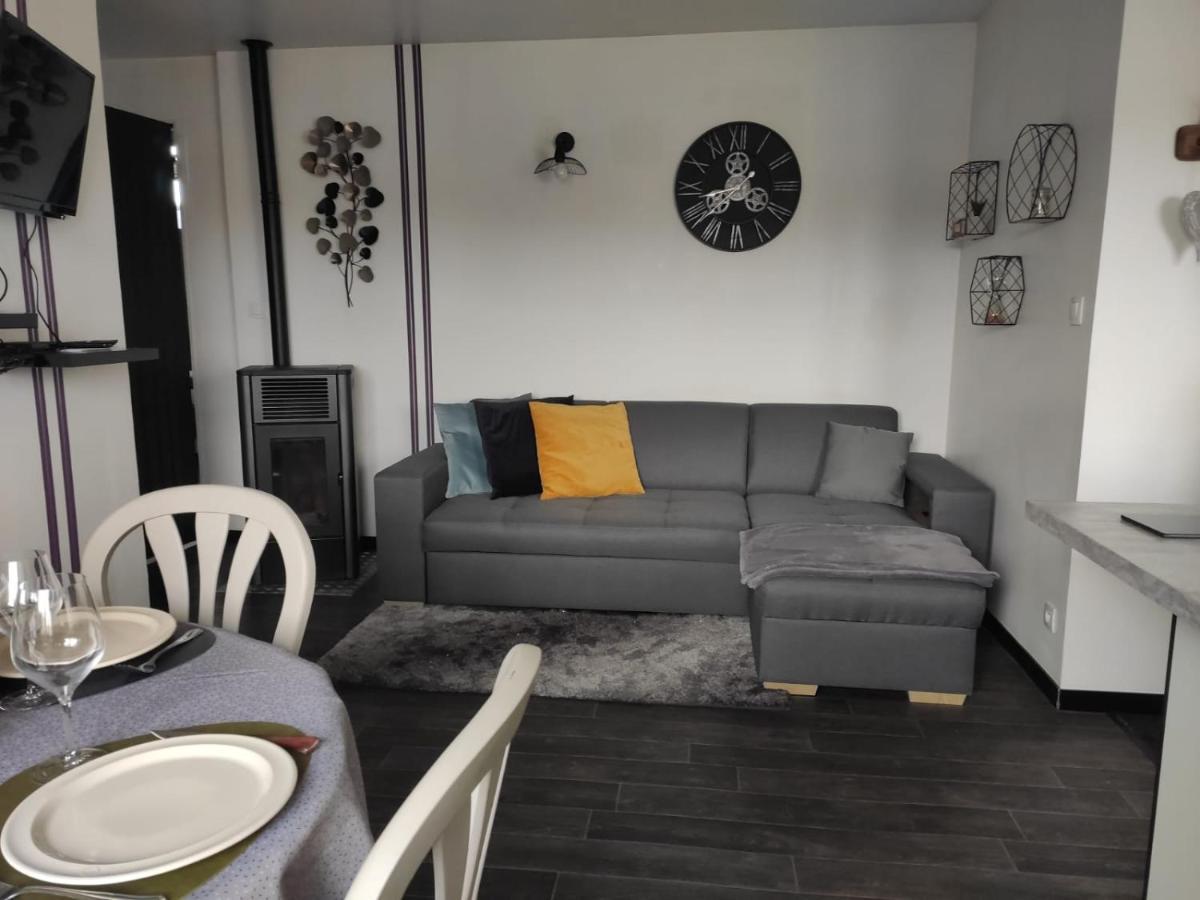 Appartement Cosy Centre-Ville Wifi Parking Charleville-Mezieres Luaran gambar