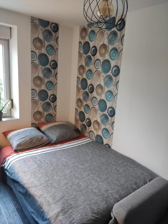 Appartement Cosy Centre-Ville Wifi Parking Charleville-Mezieres Luaran gambar